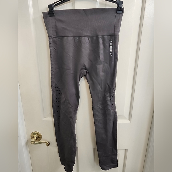 Gymshark Gray Leggings Size Medium - Picture 1 of 6